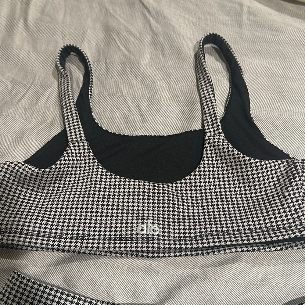 ALO Yoga Black and White Skirt Set - Picture 2 of 8